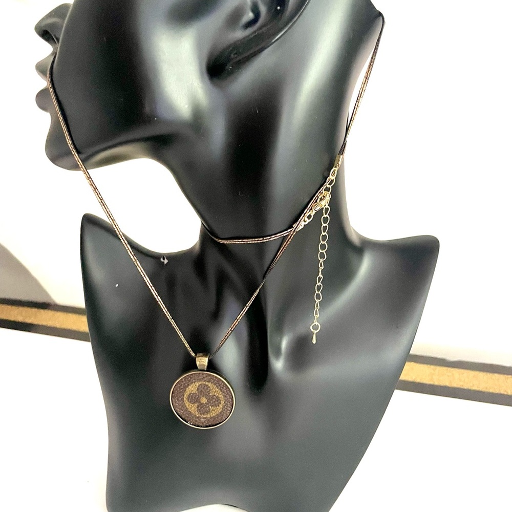 New custom necklace